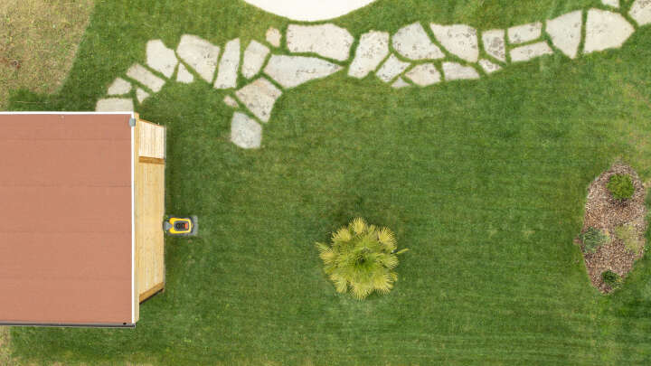 STIGA Autonomer Mähroboter A 750